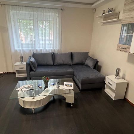Star Street Home Mosonmagyaróvár المظهر الخارجي الصورة